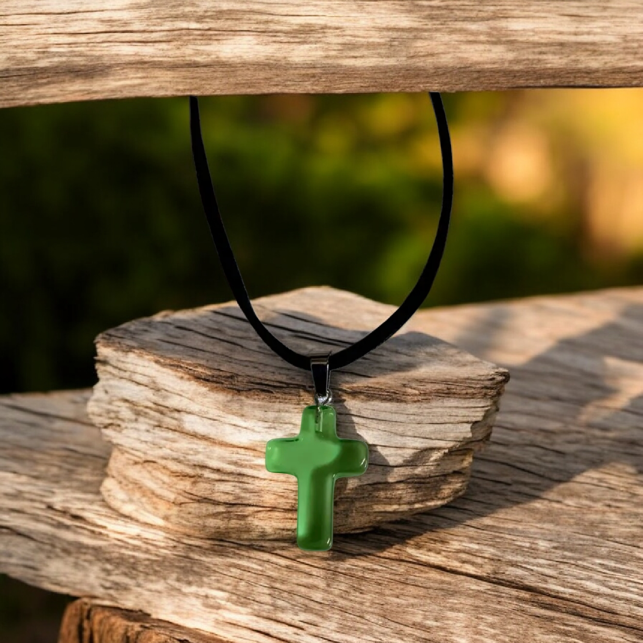 Κολιέ σταυρός από υγρό γυαλί με αλυσίδα - Image 9