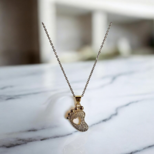 Μενταγιόν από ανοξείδωτο ατσάλι πατουσάκι με καρδιά