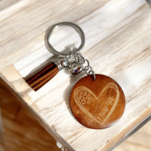 Μπρελόκ ξύλινο στρογγυλό "Μαμά" καφέ