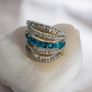 Δαχτυλίδι ασημένιο με πέτρες ζιργκόν λευκές και τυρκουάζ