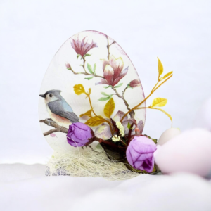 Ξύλινο διακοσμητικό αυγό σε βάση  με ντεκουπαζ