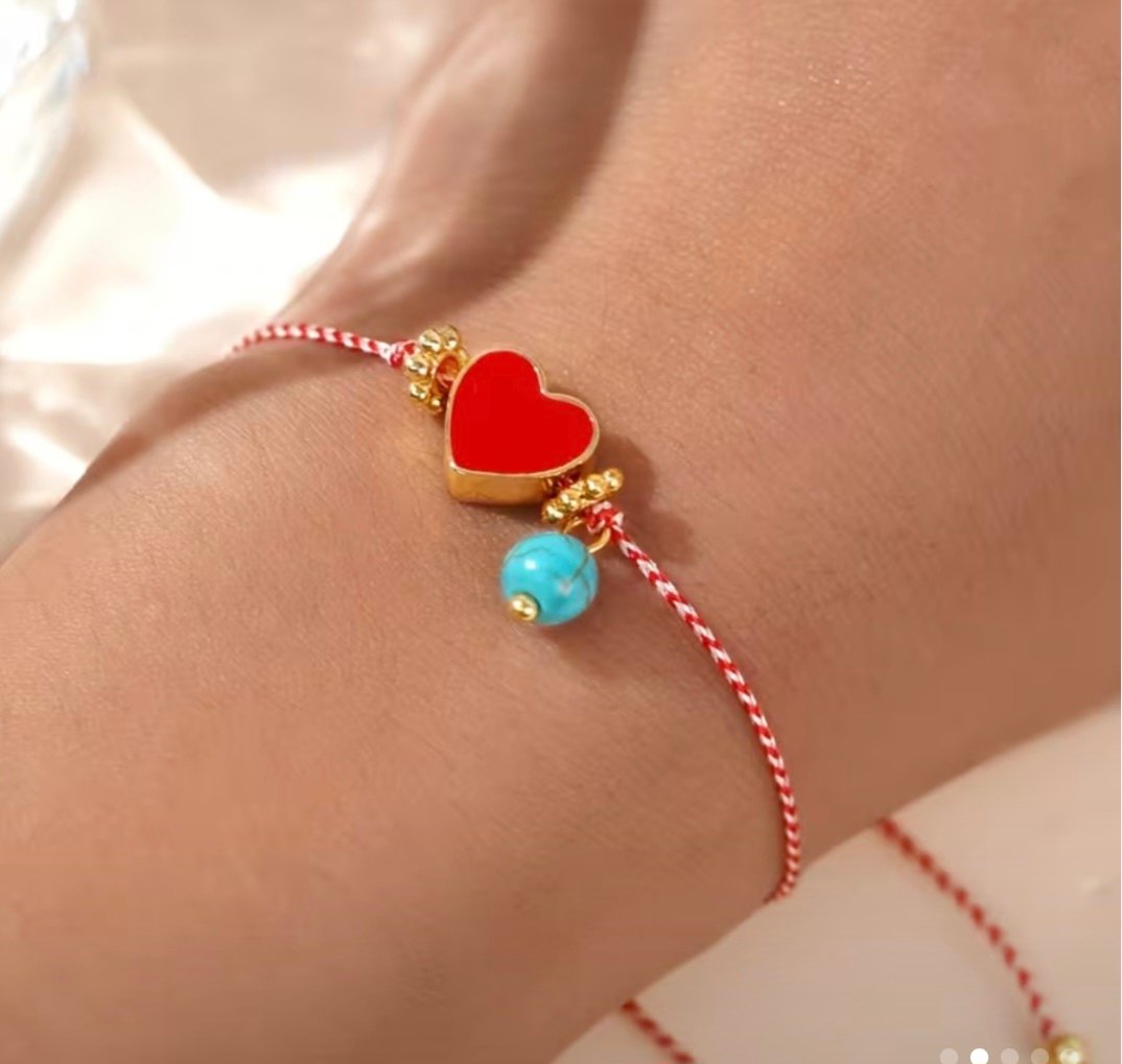 Μαρτάκι χειροποίητο με καρδιά κόκκινη